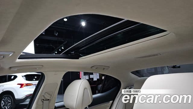 Genesis G70 2018 — ფოტო 19/20