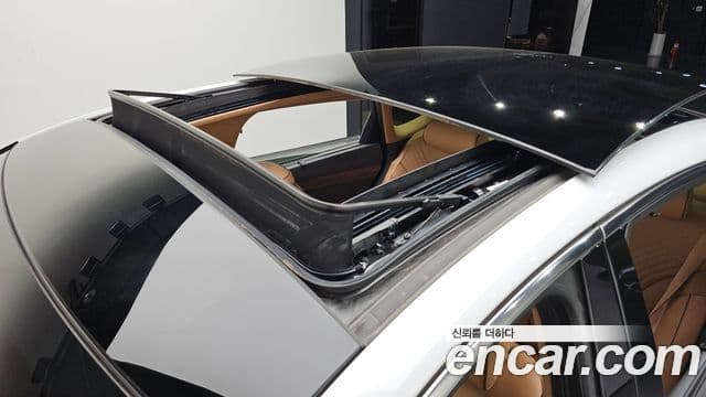 Genesis Electrified G80 2022 — ფოტო 16/20