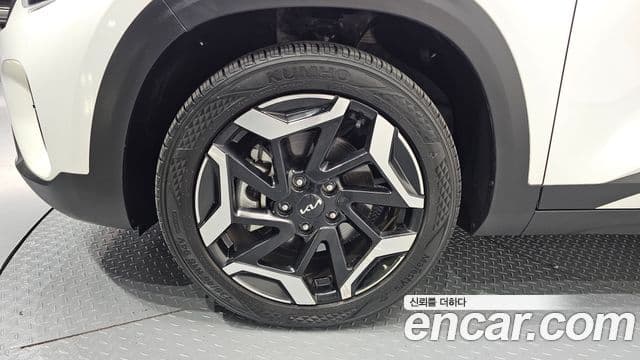 Kia Seltos 2024 — Şəkil 5/20