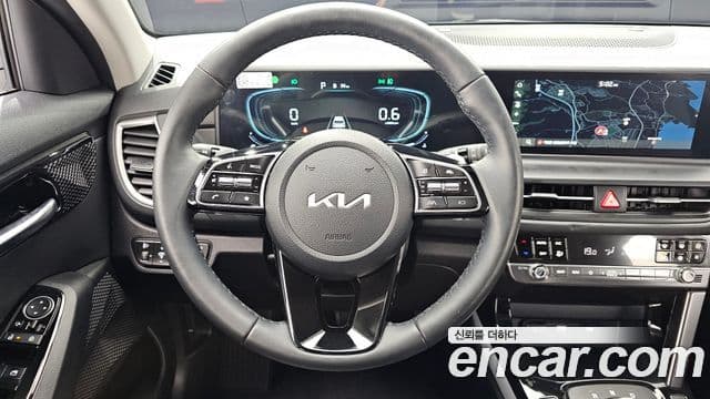 Kia Seltos 2024 — Şəkil 13/20