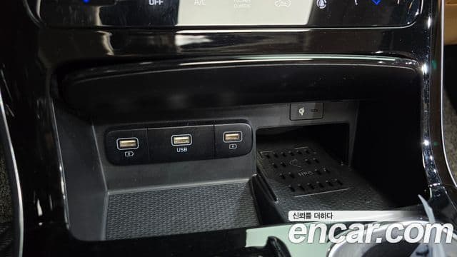Kia Carnival 2020 — Şəkil 12/20