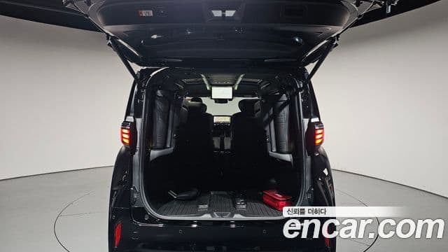 Toyota Alphard 2025 — ფოტო 20/20