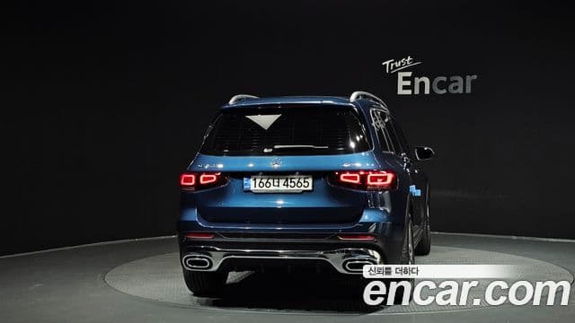 Mercedes-Benz GLB-Class 2022 — Şəkil 4/20