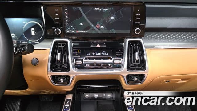 Kia Sorento 2022 — Фото 15/20