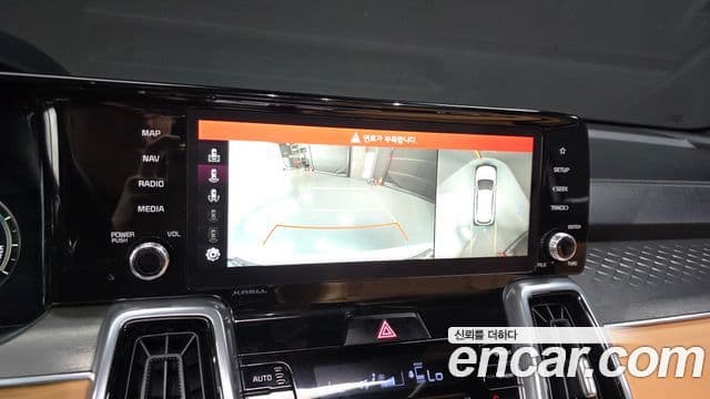 Kia Sorento 2022 — Фото 17/20