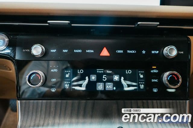 Genesis Electrified G80 2025 — Şəkil 12/20