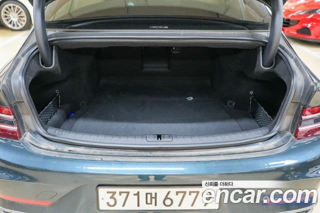 Genesis Electrified G80 2025 — Şəkil 18/20