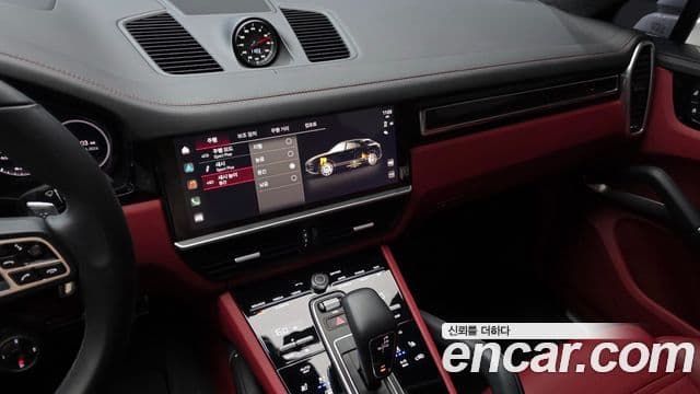 Porsche Cayenne 2023 — Şəkil 14/20