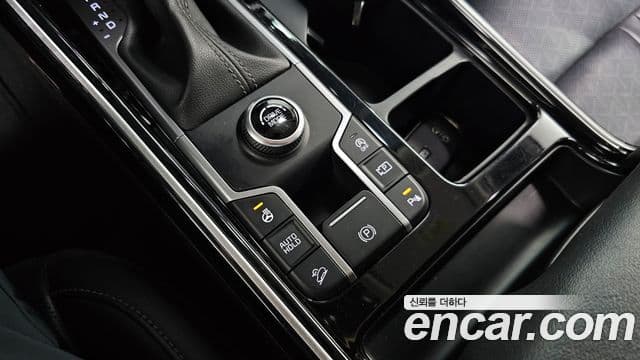 Kia Sorento 2020 — Şəkil 16/20
