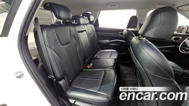 Kia Sorento 2020 — Şəkil 17/20