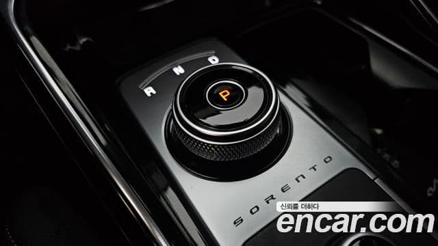 Kia Sorento 2023 — Фото 9/20