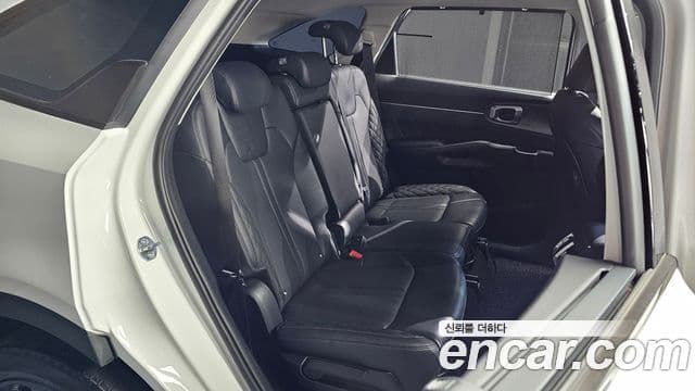 Kia Sorento 2023 — Фото 12/20