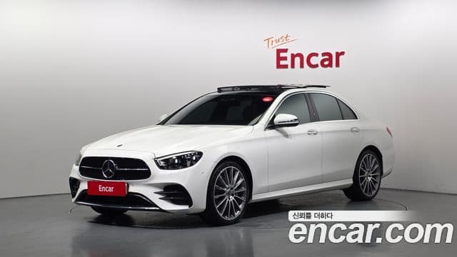 Mercedes-Benz E-Class 2021 — Фото 1/20