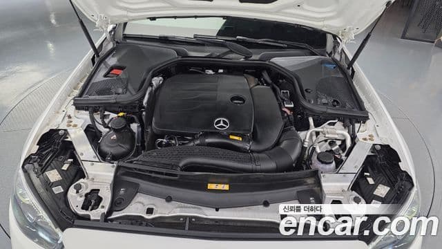 Mercedes-Benz E-Class 2021 — Фото 6/20