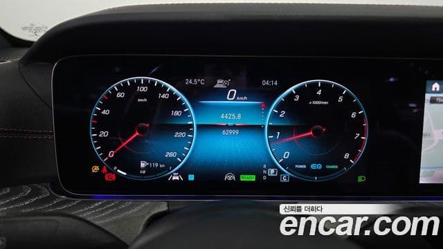 Mercedes-Benz E-Class 2021 — Фото 8/20