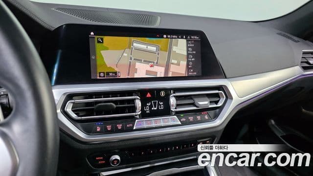 BMW 4 Series 2022 — ფოტო 13/20