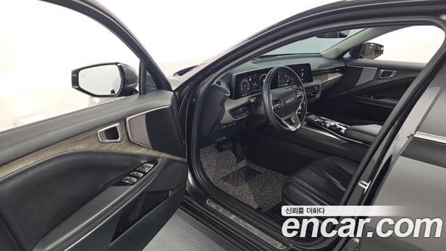 Kia K8 2022 — Şəkil 10/20