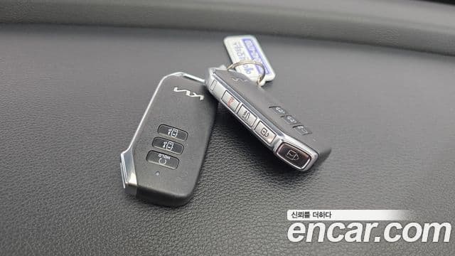 Kia K8 2022 — Şəkil 16/20