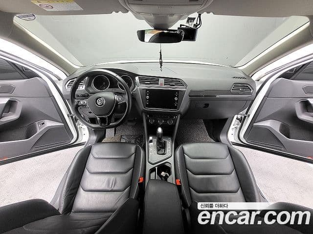 Volkswagen Tiguan 2019 — Şəkil 10/19
