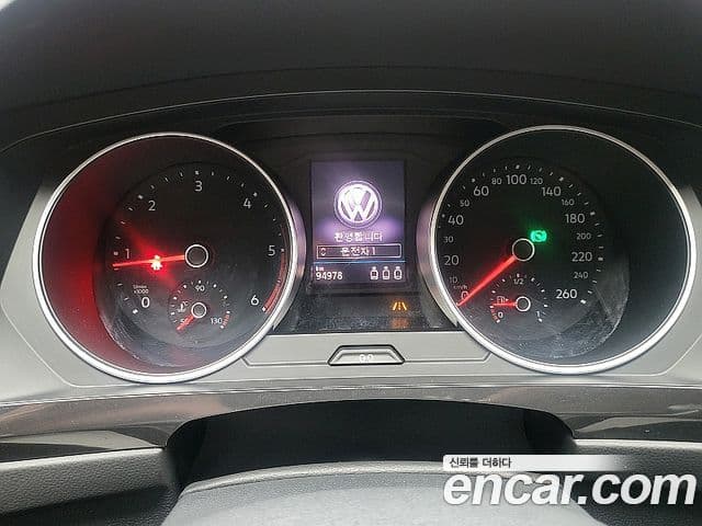 Volkswagen Tiguan 2019 — Şəkil 6/19