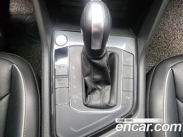 Volkswagen Tiguan 2019 — Şəkil 7/19