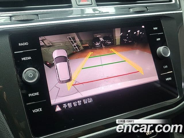 Volkswagen Tiguan 2019 — Şəkil 19/19
