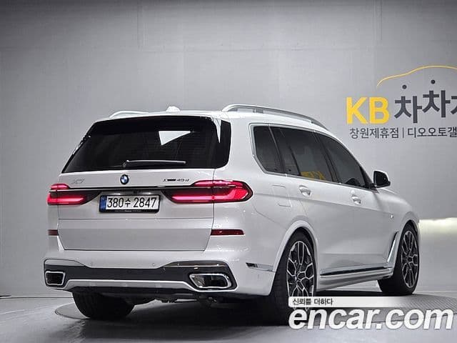 BMW X7 2025 — ფოტო 1/20