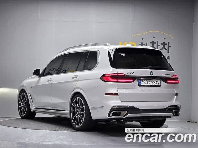 BMW X7 2025 — ფოტო 5/20