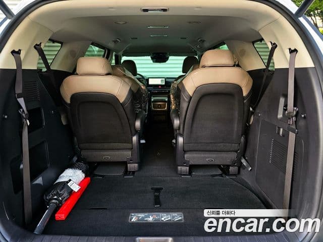 Kia Carnival 2024 — Şəkil 13/20