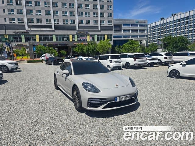 Porsche Panamera 2022 — Şəkil 1/11