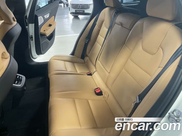 Volvo V60 Cross Country 2026 — Şəkil 11/20