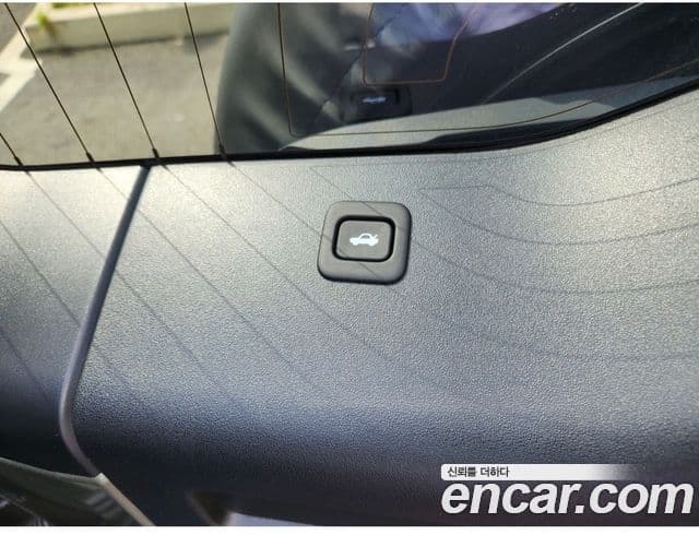 Land Rover Defender 2024 — ფოტო 15/20