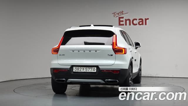 Volvo XC40 2020 — Şəkil 4/20