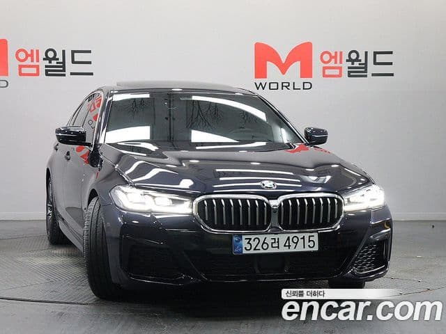 BMW 5 Series 2021 — ფოტო 13/20