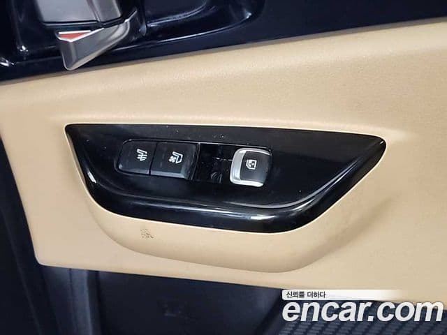 Kia Carnival 2020 — Şəkil 15/19