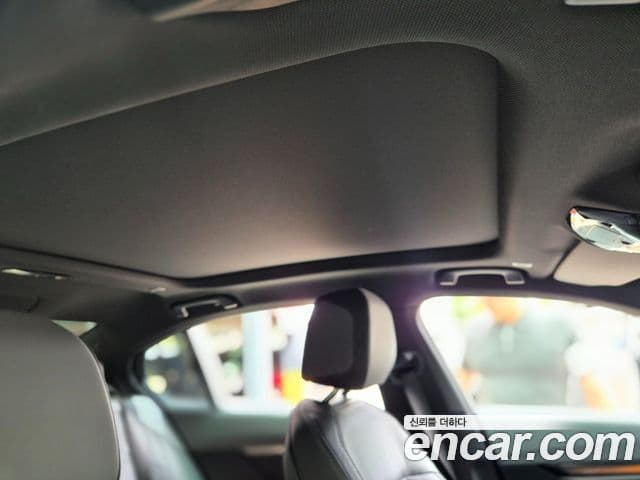 BMW 5 Series 2023 — ფოტო 13/20