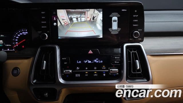 Kia Sorento 2022 — Şəkil 16/20