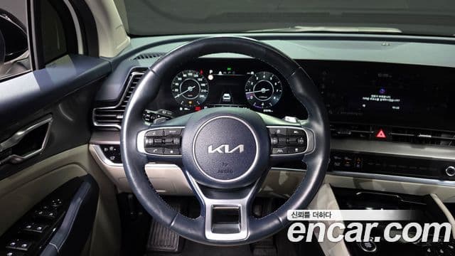 Kia Sportage 2022 — ფოტო 13/20