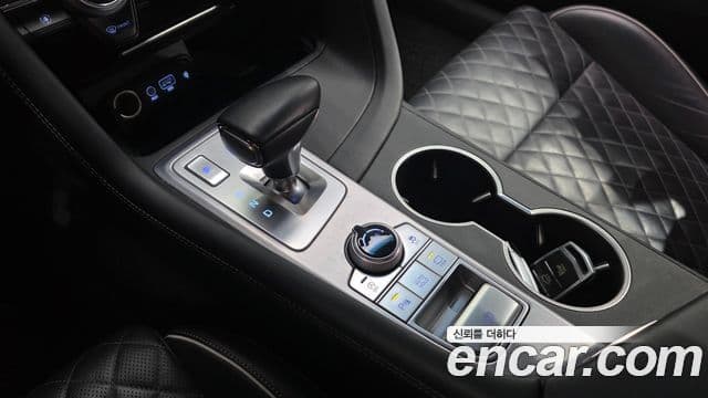 Genesis G70 2019 — ფოტო 8/20