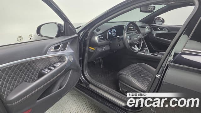 Genesis G70 2019 — ფოტო 9/20