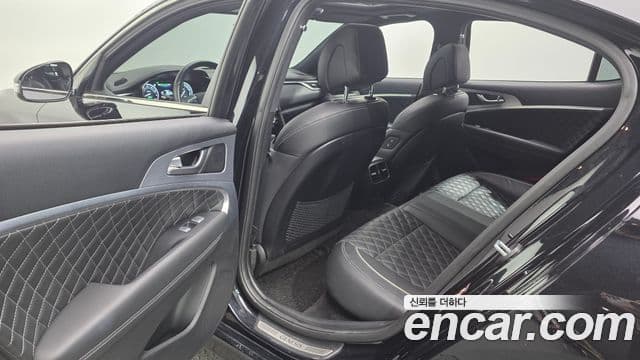 Genesis G70 2019 — ფოტო 11/20