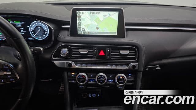 Genesis G70 2019 — ფოტო 12/20
