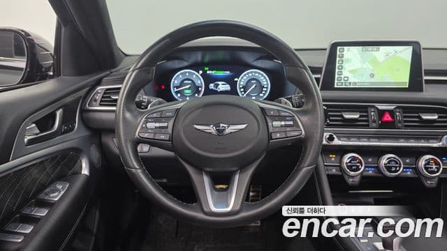 Genesis G70 2019 — ფოტო 13/20