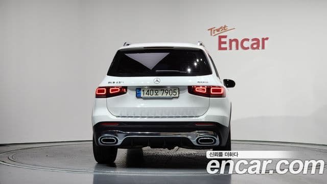 Mercedes-Benz GLB-Class 2021 — Şəkil 4/20