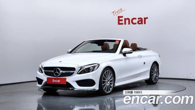 Mercedes-Benz C-Class 2018 — ფოტო 1/20