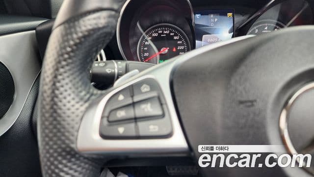 Mercedes-Benz C-Class 2018 — ფოტო 16/20