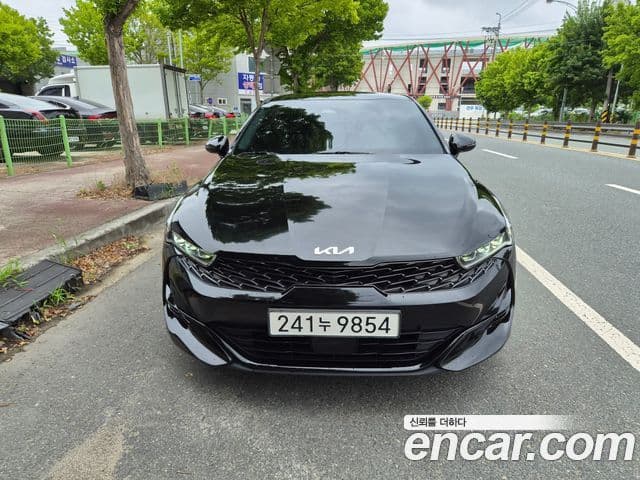 Kia K5 2022 — фото 1 из 20