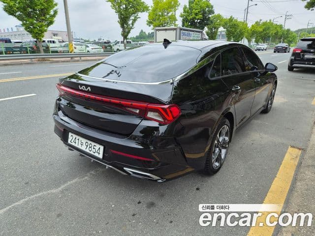 Kia K5 2022 — ფოტო 2/20