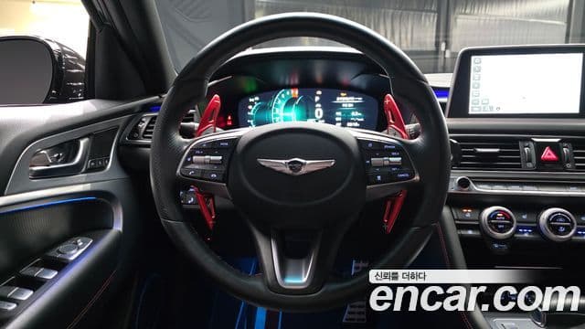 Genesis G70 2019 — ფოტო 13/20