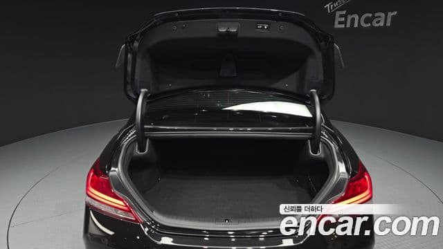 Genesis G70 2019 — ფოტო 20/20